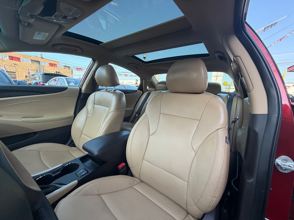 2013 Hyundai Sonata Image 14