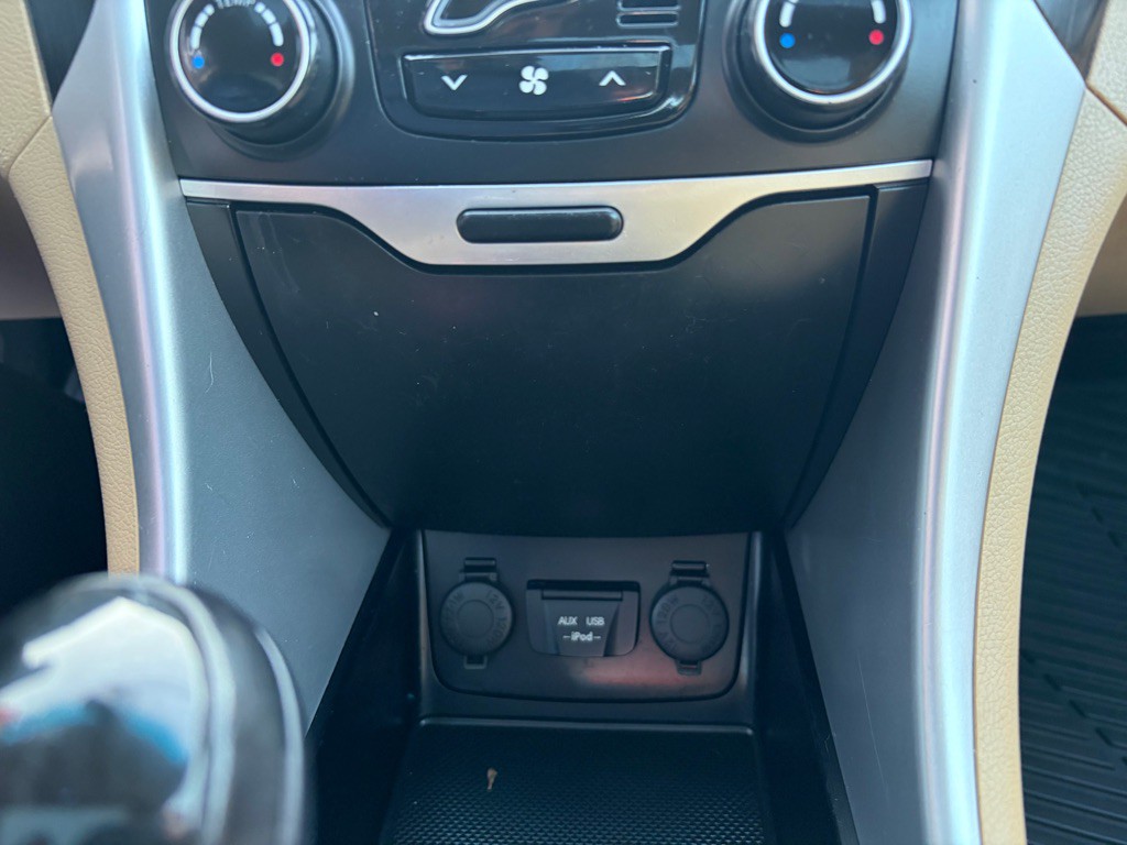 2013 Hyundai Sonata Image 24