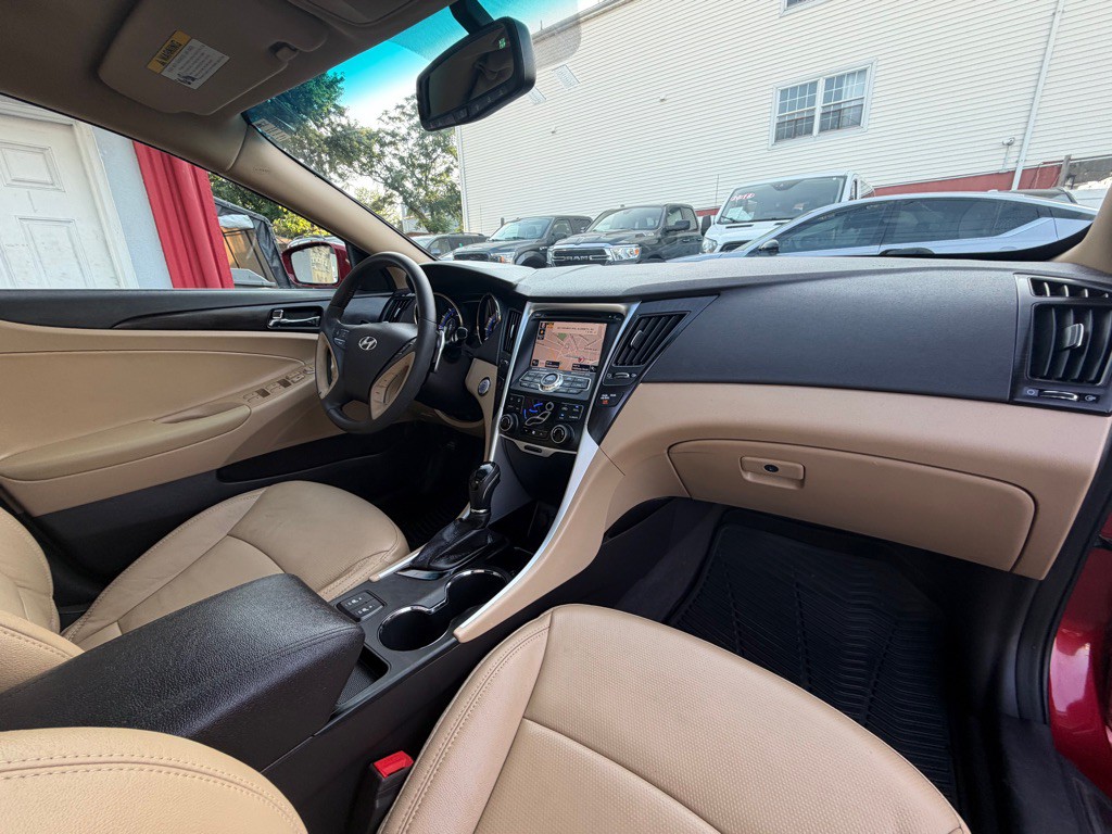2013 Hyundai Sonata Image 27