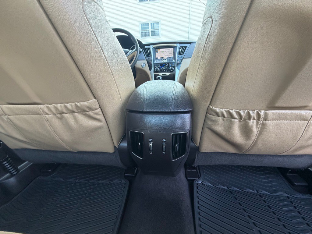 2013 Hyundai Sonata Image 30