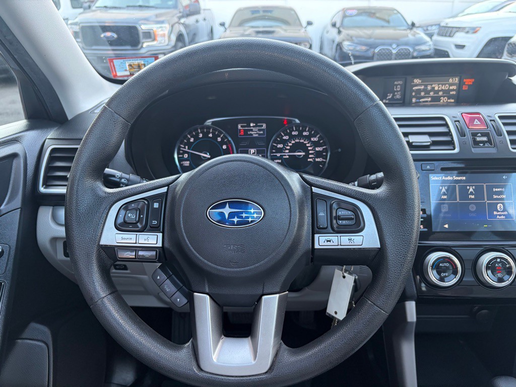 2017 Subaru Forester Image 15