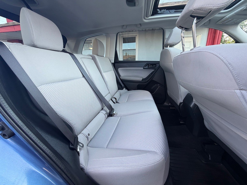 2017 Subaru Forester Image 25