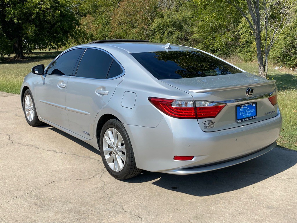 2013 Lexus ES 300 Image 4