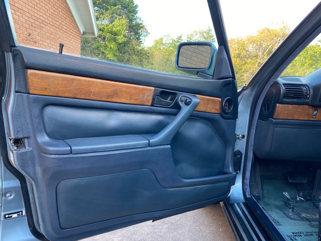 1988 BMW 7 Series Image 7
