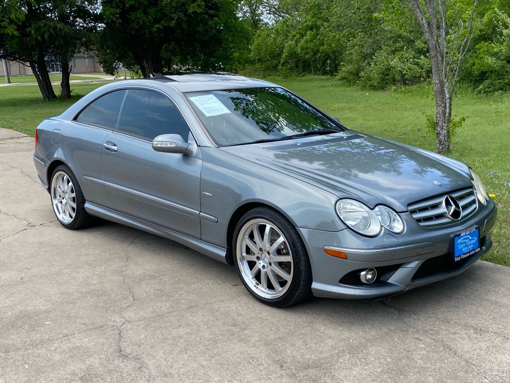 2009 Mercedes-Benz CLK-Class Image 1