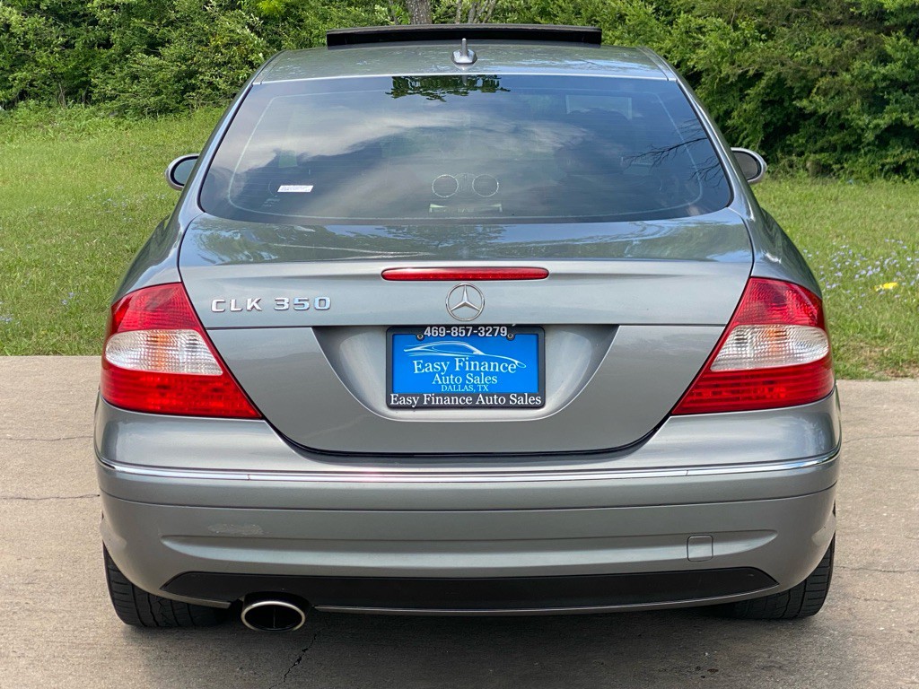 2009 Mercedes-Benz CLK-Class Image 5