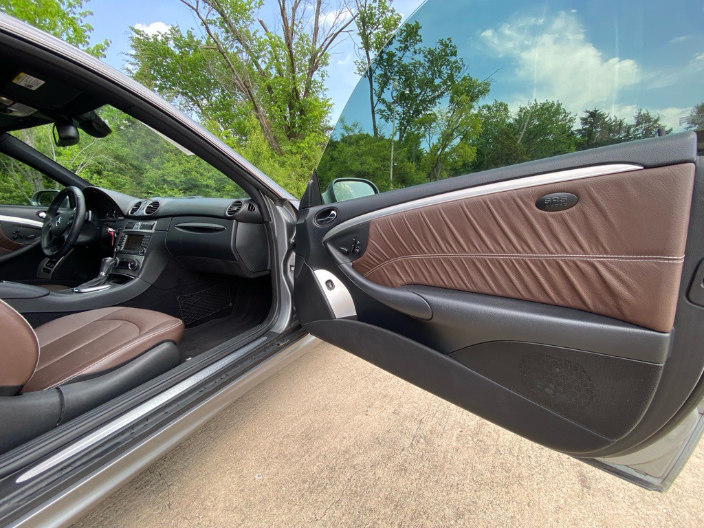 2009 Mercedes-Benz CLK-Class Image 11