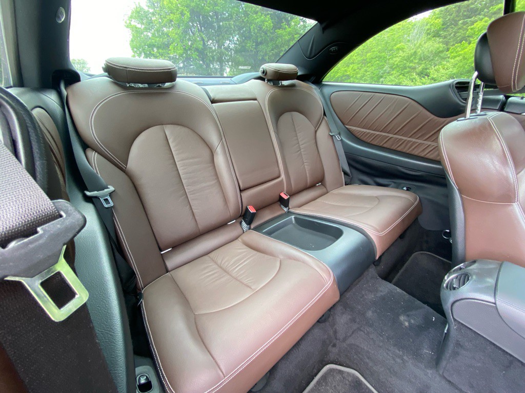 2009 Mercedes-Benz CLK-Class Image 12
