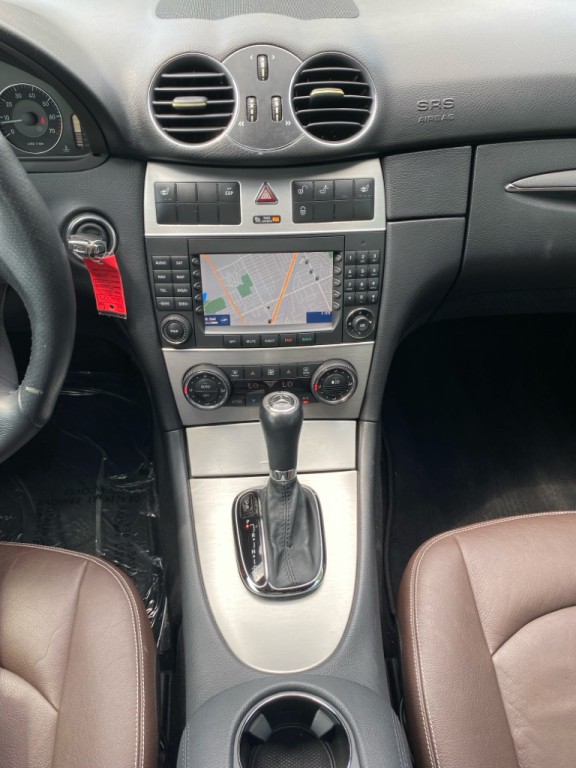 2009 Mercedes-Benz CLK-Class Image 17