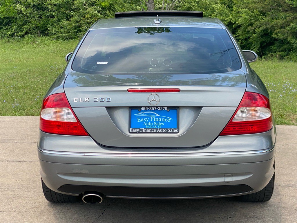2009 Mercedes-Benz CLK-Class Image 22