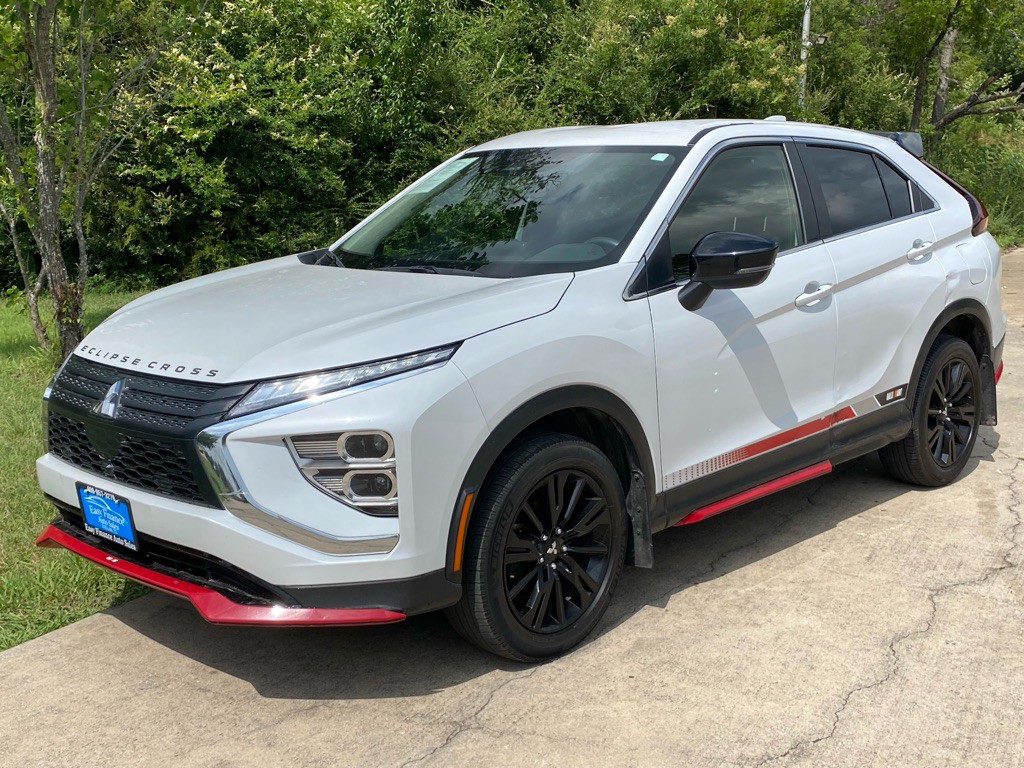 2023 Mitsubishi Eclipse Image 1