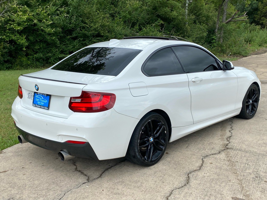 2014 BMW 2 Series Image 6