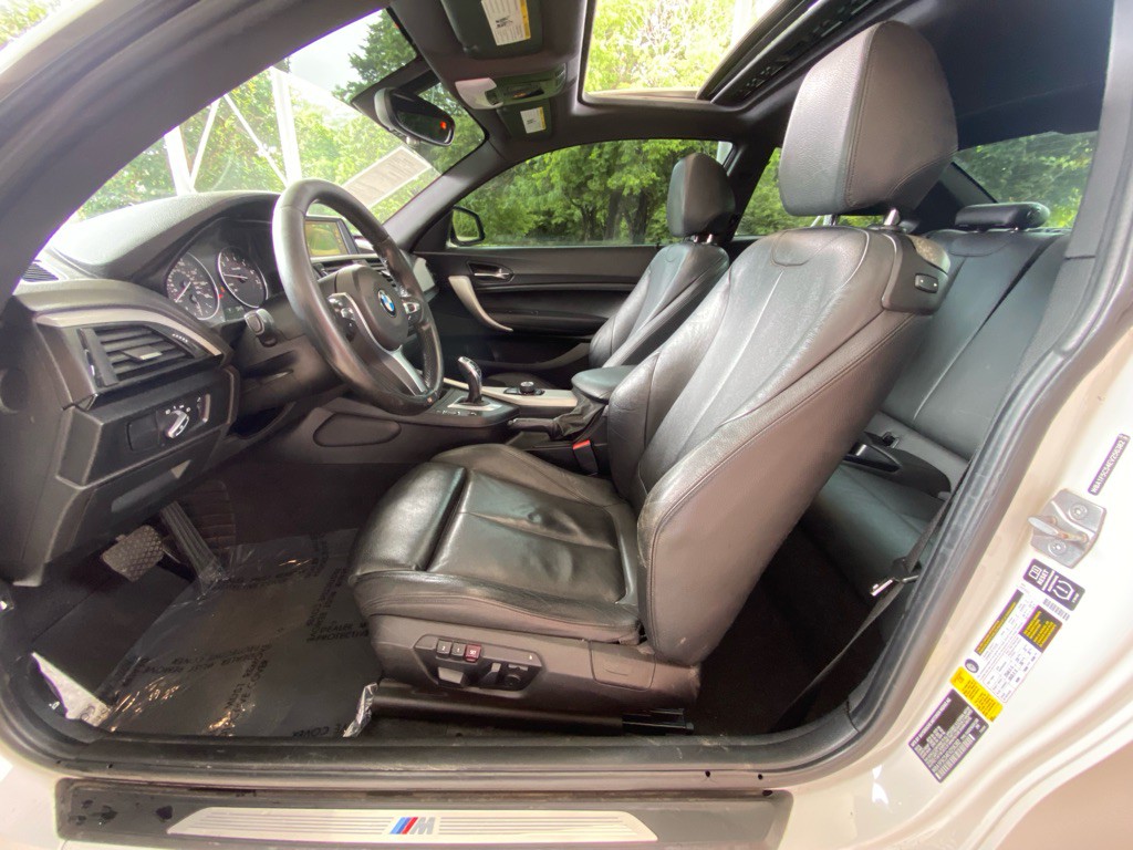 2014 BMW 2 Series Image 9