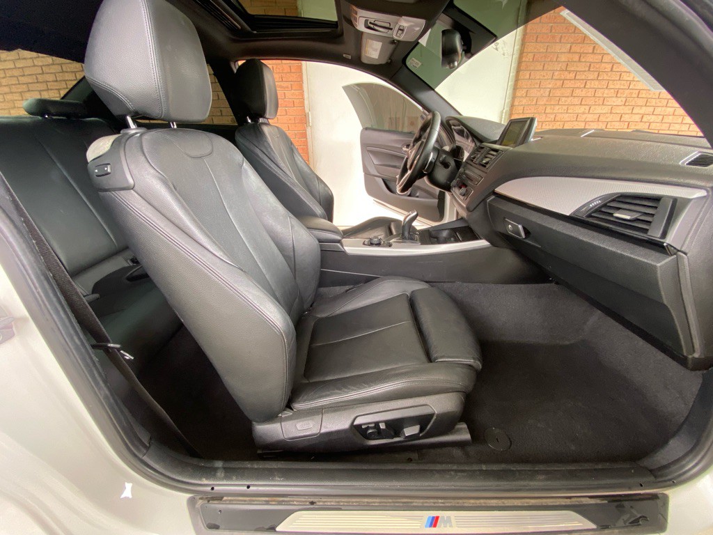2014 BMW 2 Series Image 12