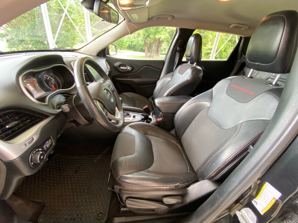 2016 Jeep Cherokee Image 9