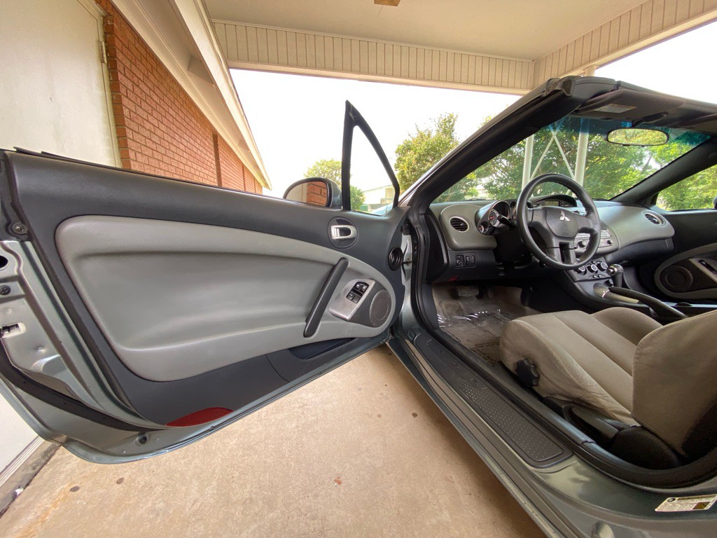 2007 Mitsubishi Eclipse Image 10