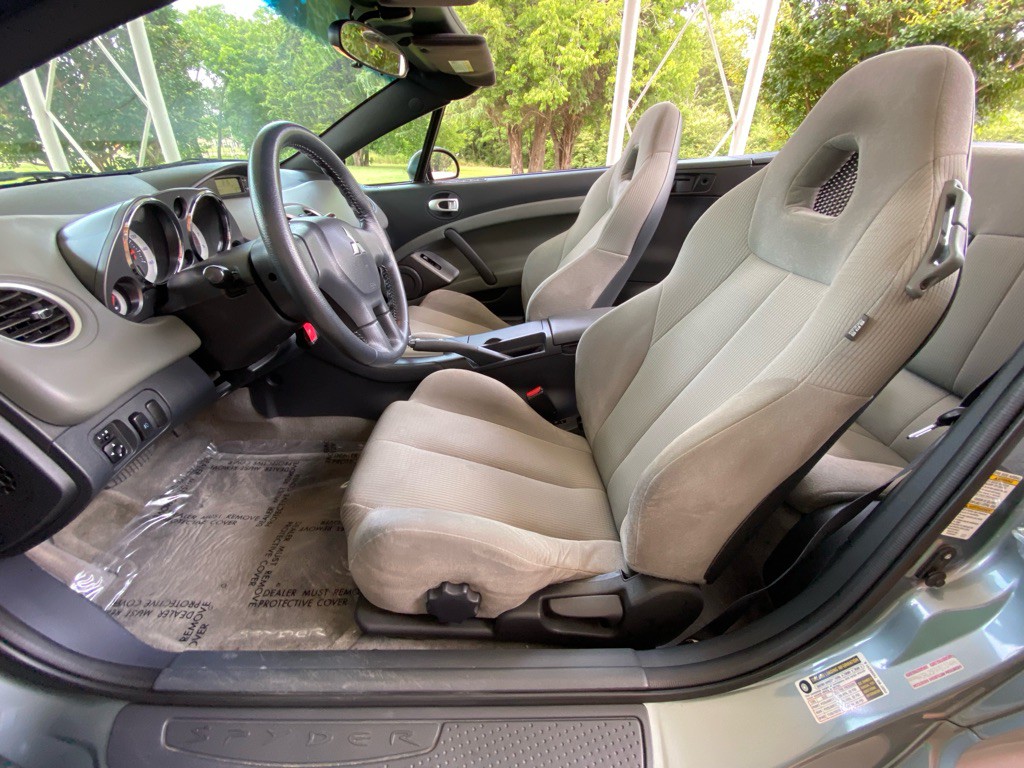 2007 Mitsubishi Eclipse Image 11