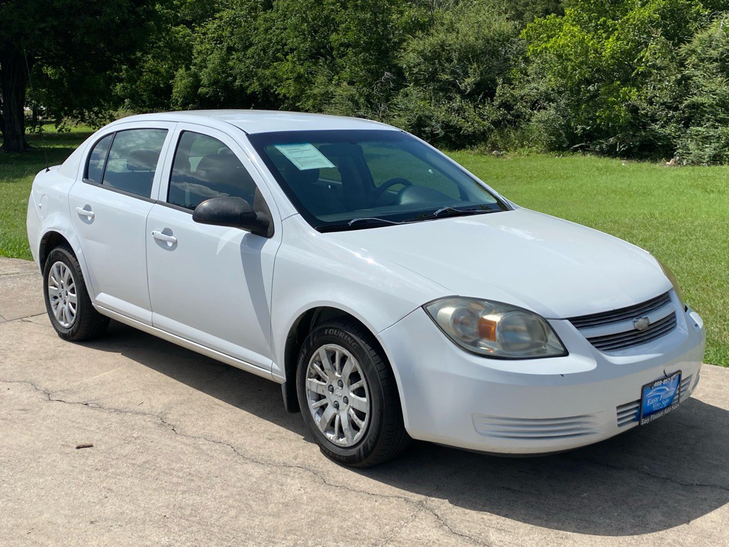 2010 Chevrolet Cobalt Image 3