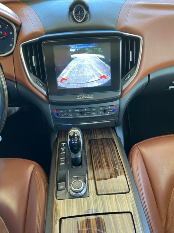 2018 Maserati Ghibli Image 18