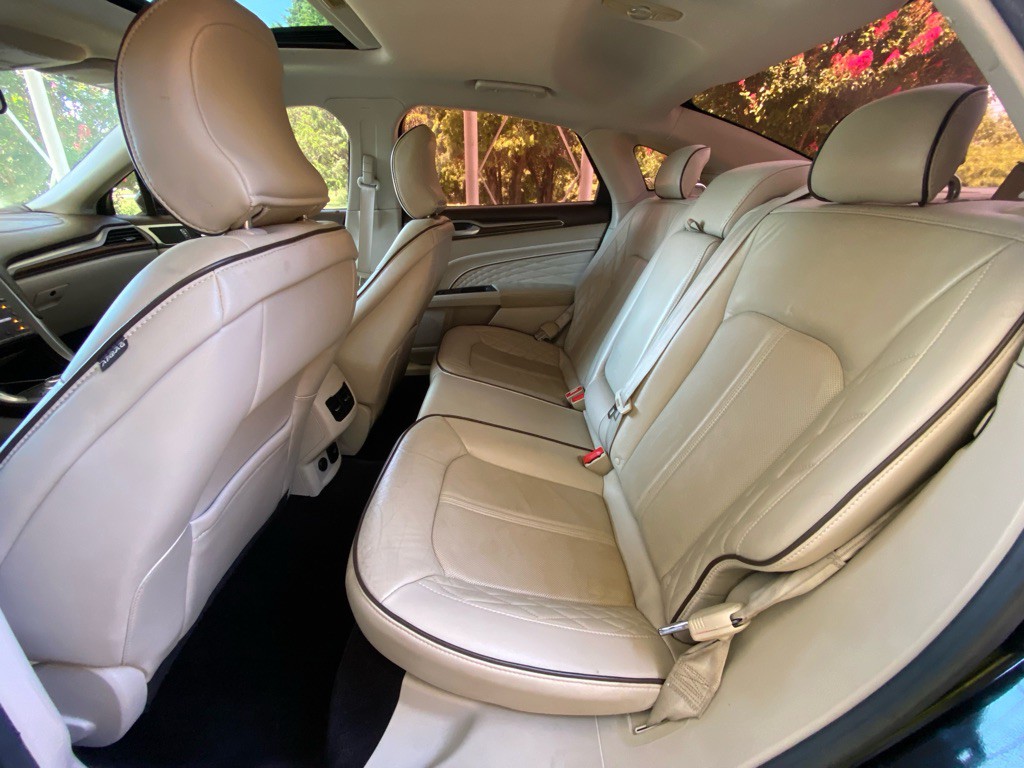 2017 Ford Fusion Image 8