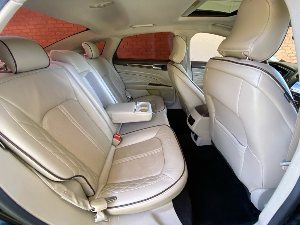 2017 Ford Fusion Image 9