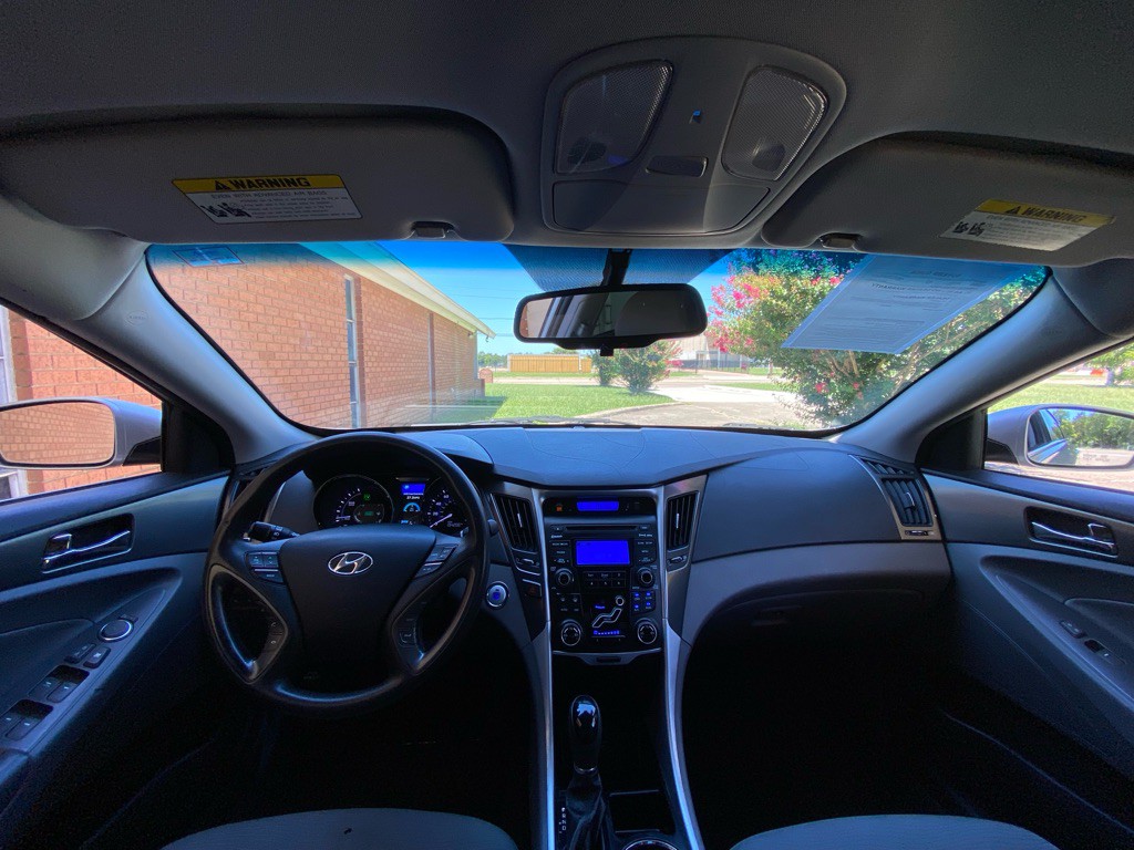 2013 Hyundai Sonata Image 14