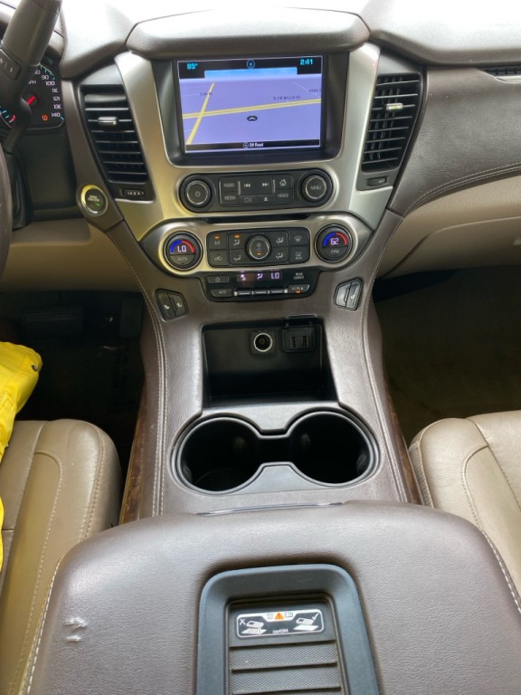 2017 Chevrolet Suburban Image 24