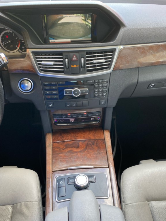 2013 Mercedes-Benz E-Class Image 17