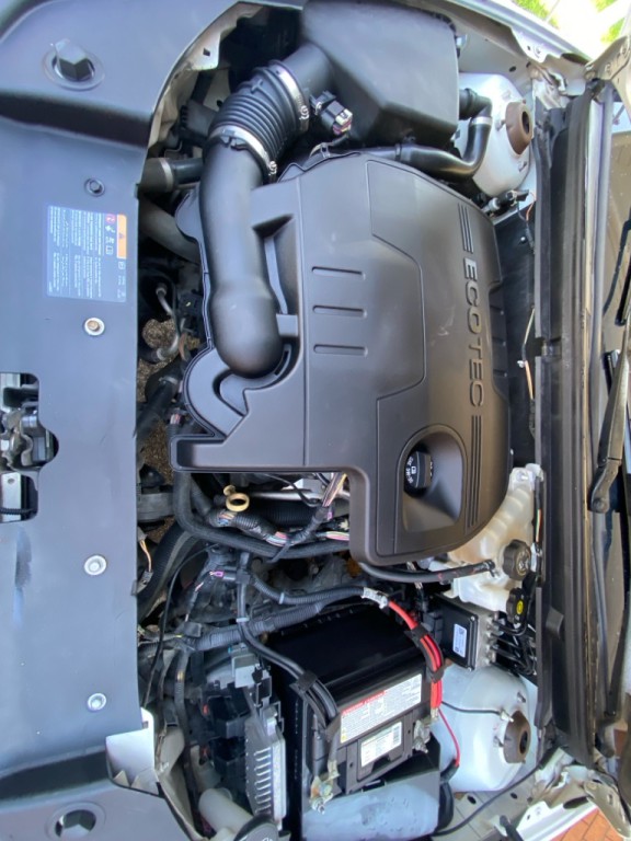 2011 Chevrolet Malibu Image 21