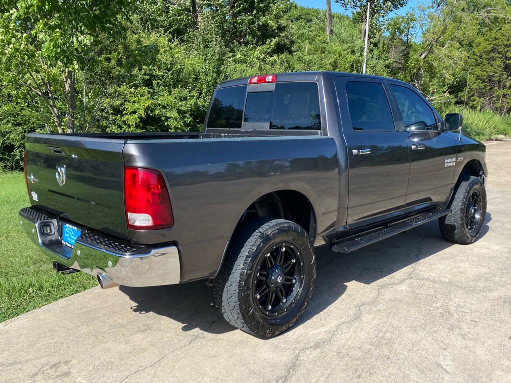 2017 RAM 1500 Image 6