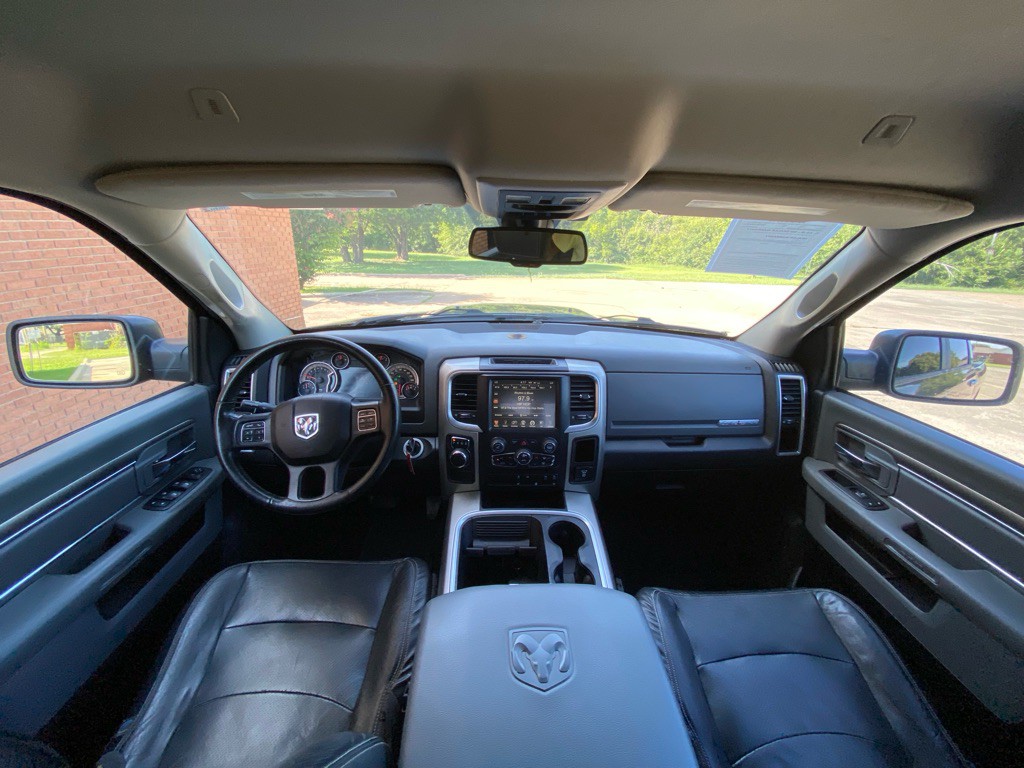 2017 RAM 1500 Image 16