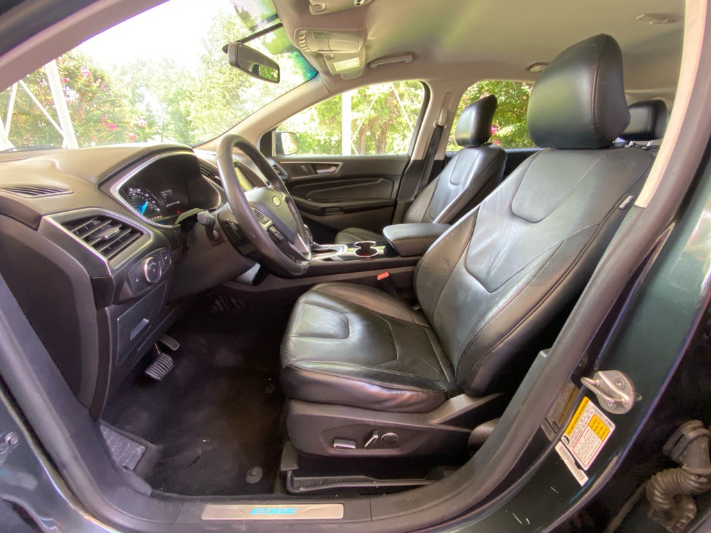 2015 Ford Edge Image 9