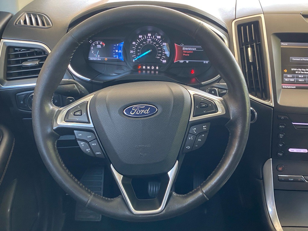 2015 Ford Edge Image 16