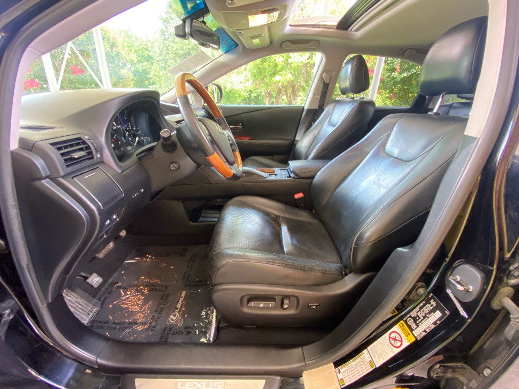 2010 Lexus RX Image 9