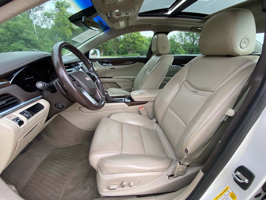 2016 Cadillac XTS Image 9