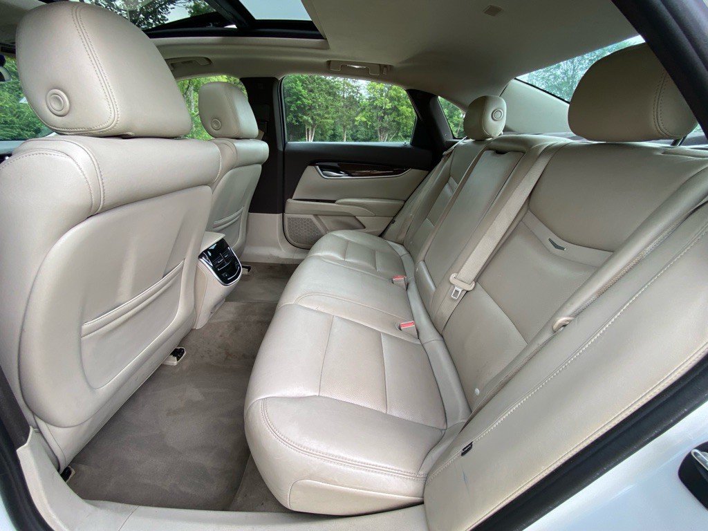 2016 Cadillac XTS Image 11