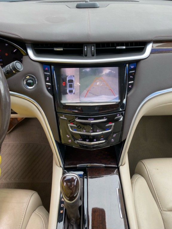 2016 Cadillac XTS Image 18