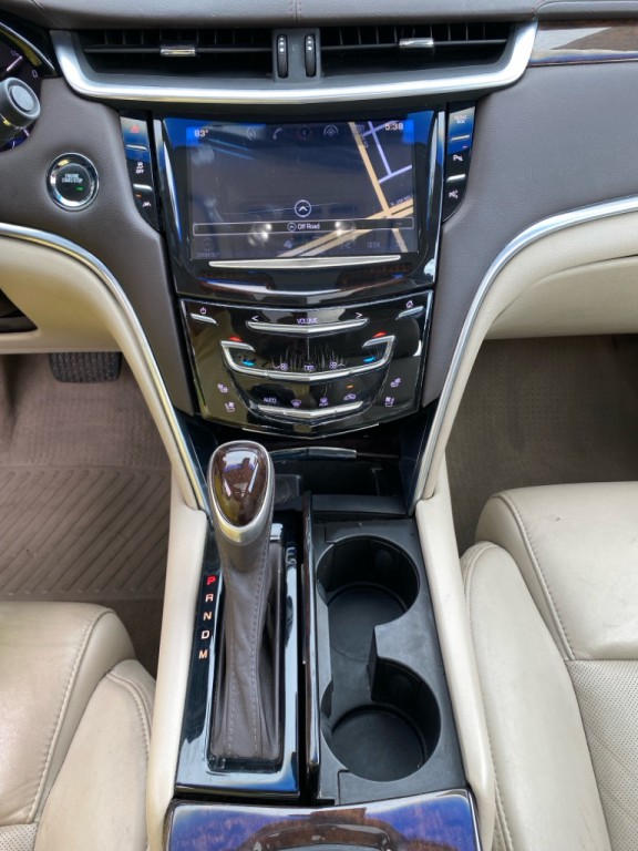 2016 Cadillac XTS Image 19