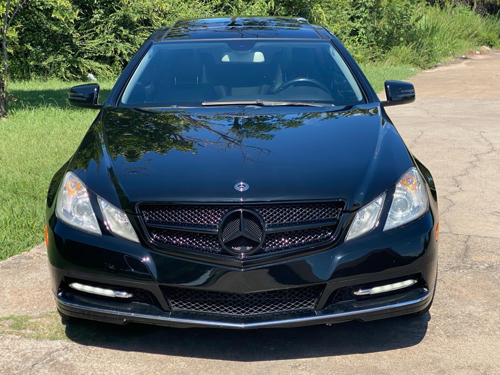2012 Mercedes-Benz E-Class Image 2