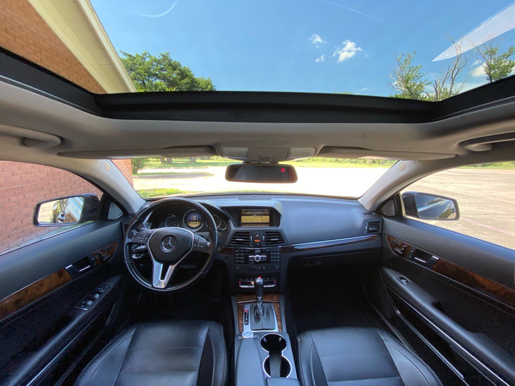 2012 Mercedes-Benz E-Class Image 17