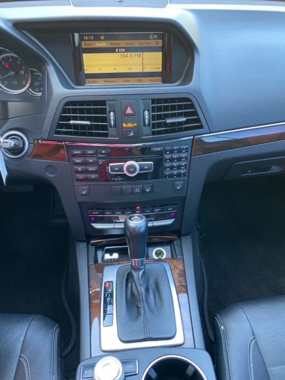 2012 Mercedes-Benz E-Class Image 20