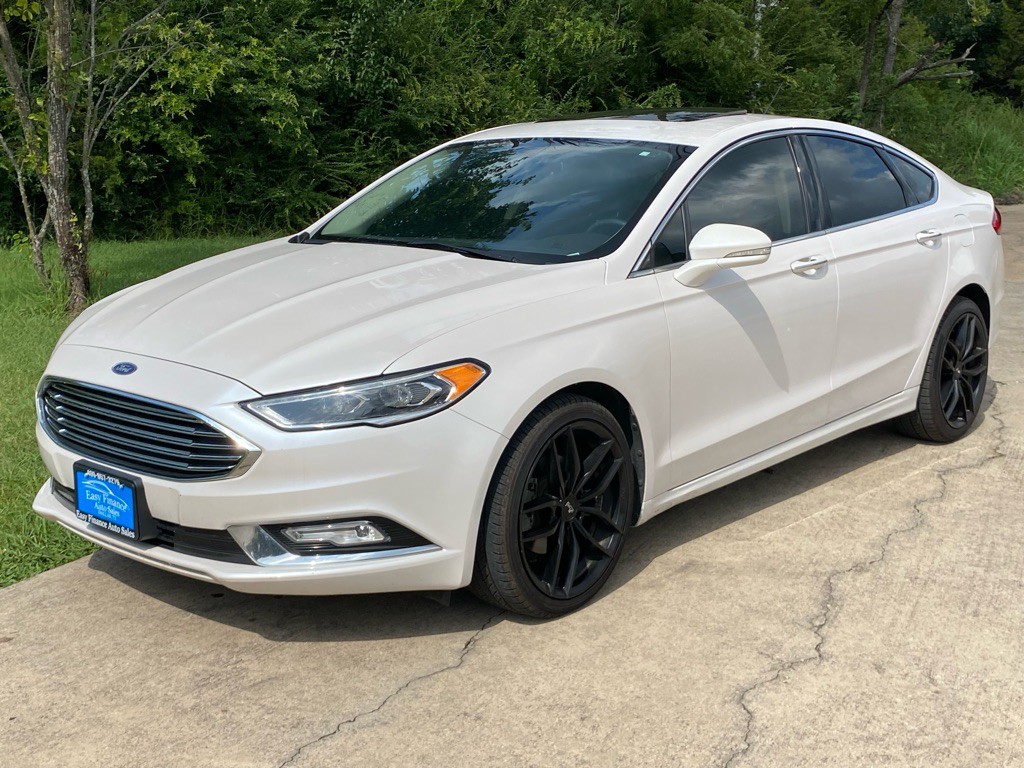 2017 Ford Fusion Image 1