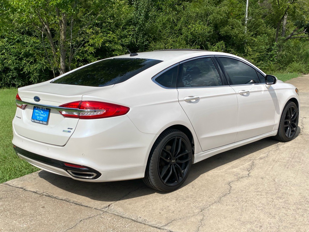 2017 Ford Fusion Image 6