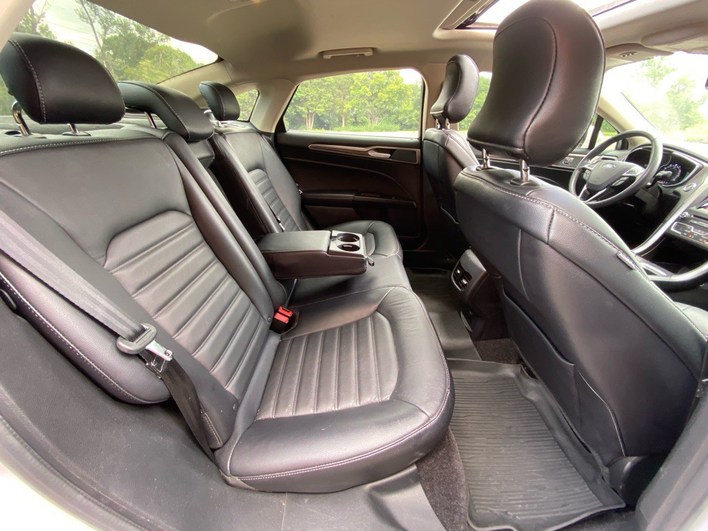 2017 Ford Fusion Image 11
