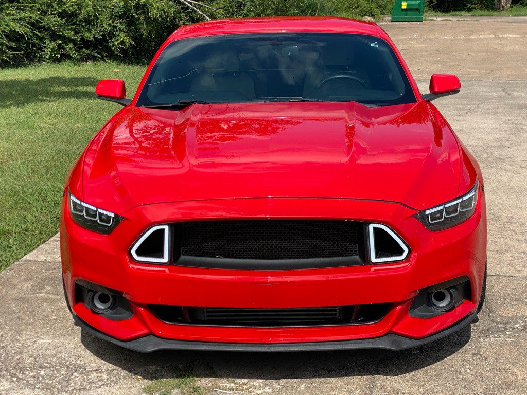 2017 Ford Mustang Image 2