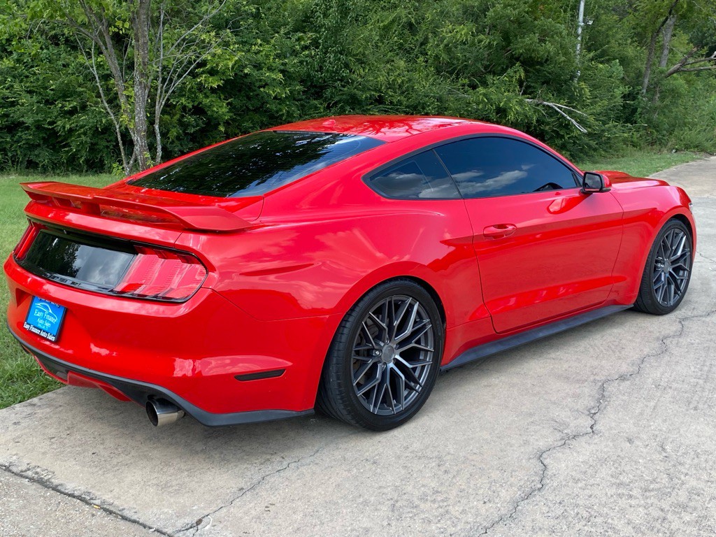 2017 Ford Mustang Image 6
