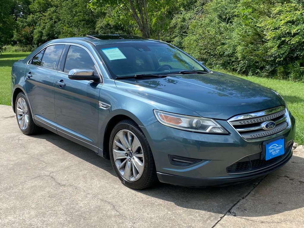 2010 Ford Taurus Image 3