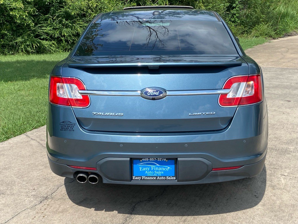2010 Ford Taurus Image 5