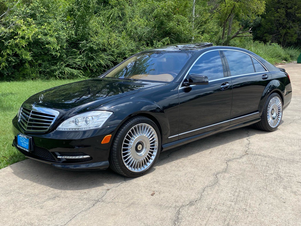 2013 Mercedes-Benz S-Class Image 1
