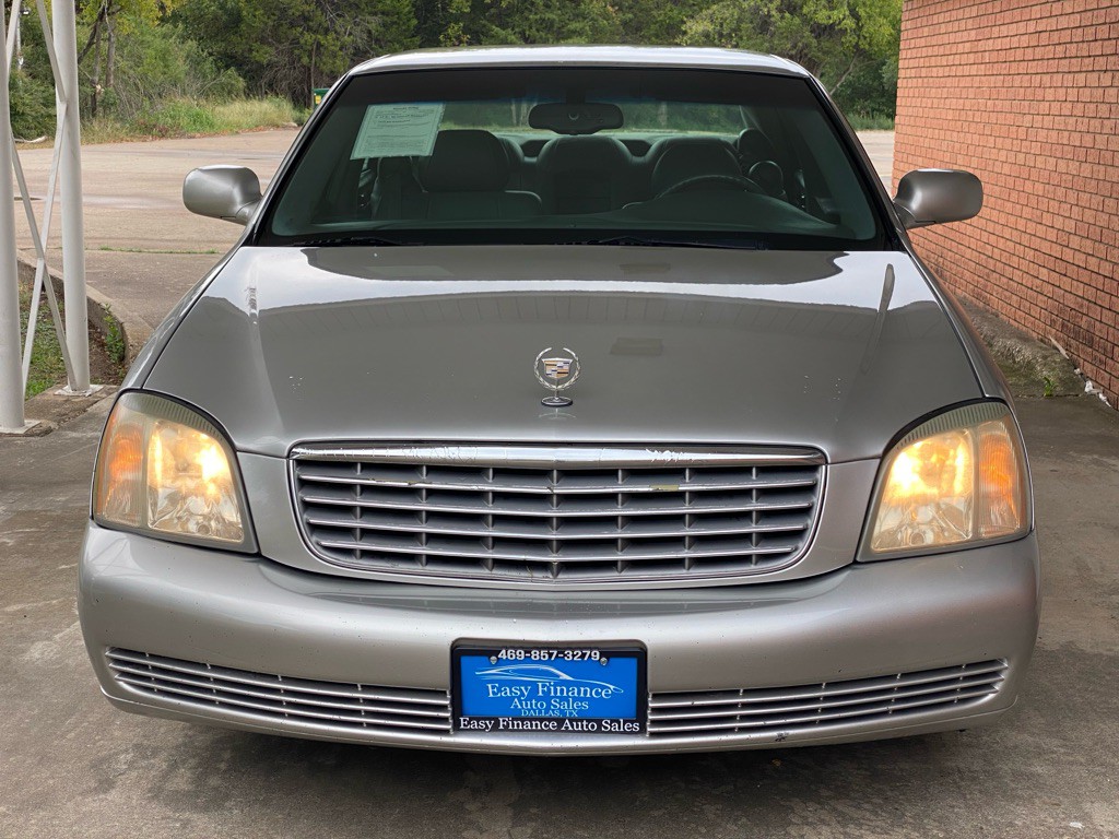 2004 Cadillac DeVille Image 13